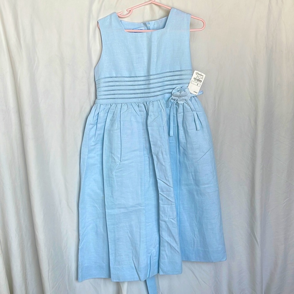 Baby blue blend of cotton and linen dress.